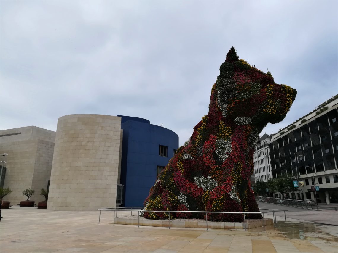 Muzeum W Bilbao Rzeźba Z Mgły Muzeum Guggenheima w Bilbao - TravelBlog Życie w podróży