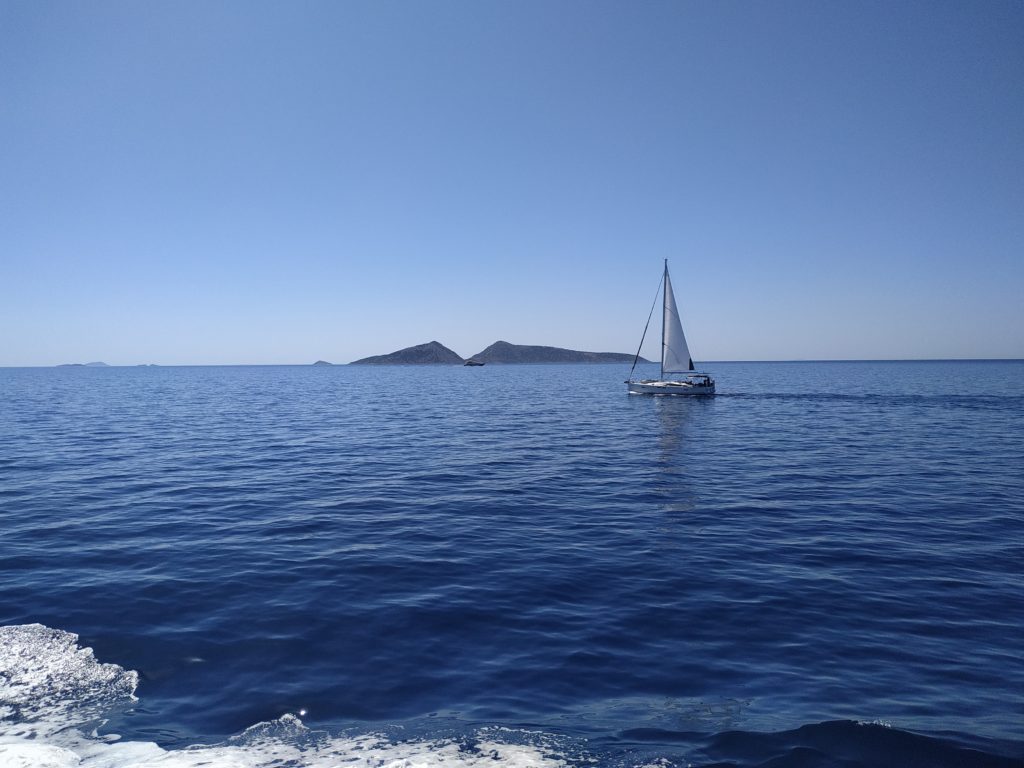 grecja-jacht-na-morzu