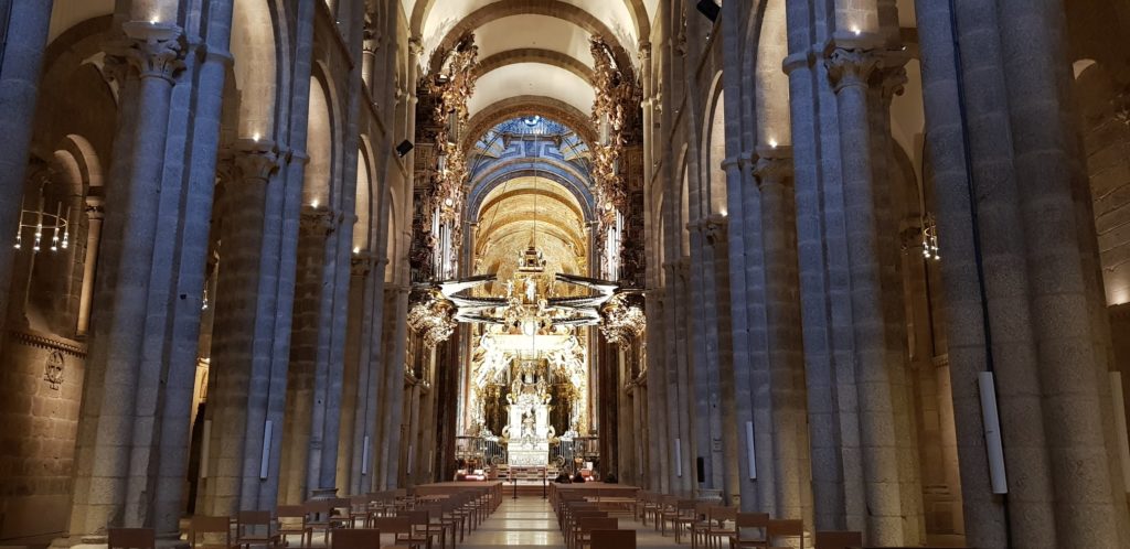 Camino - katedra w Santiago wnętrze