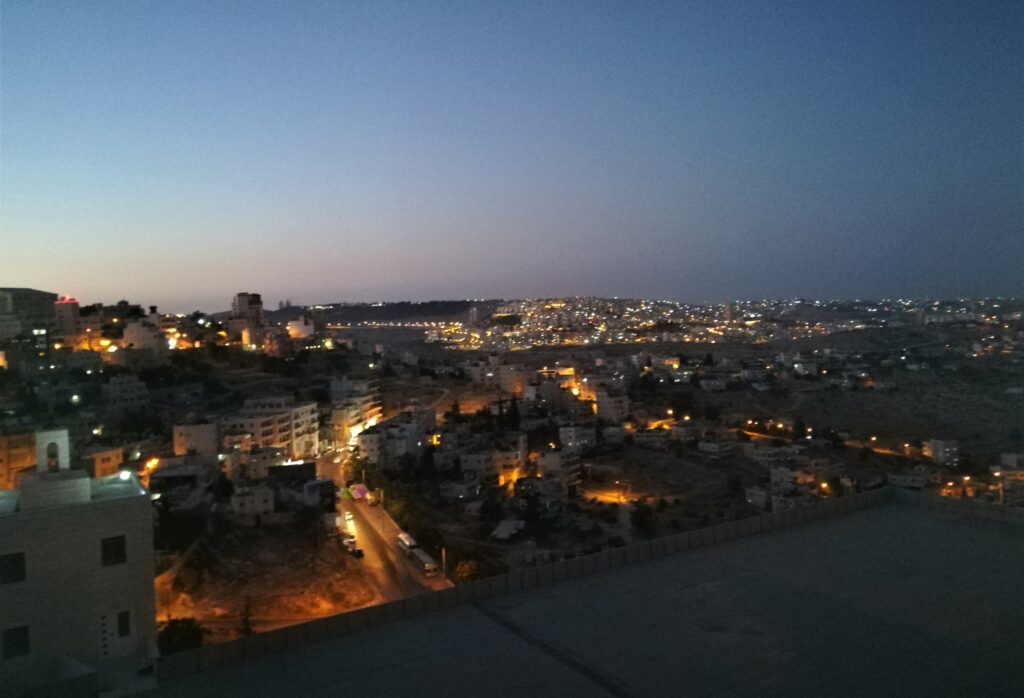 Betlejem - panorama miasta wieczorem